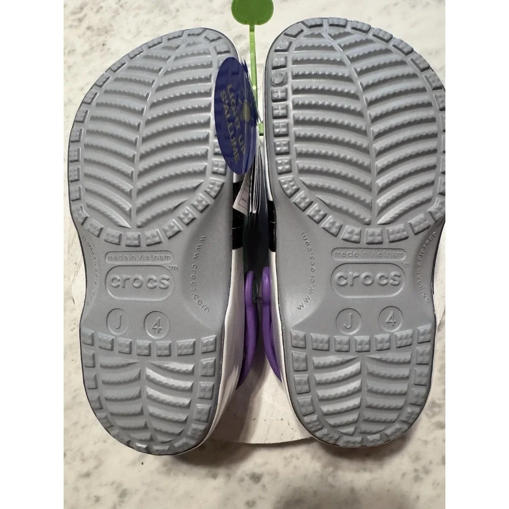CROCS brand new
